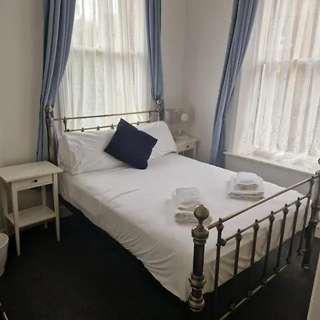 The Mariners House Скарборо
