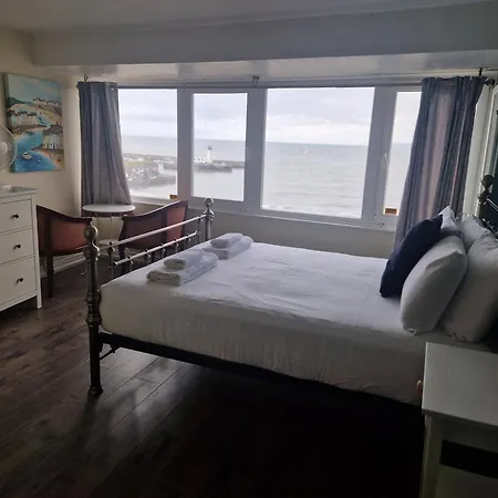 The Mariners House Гостевой дом Скарборо